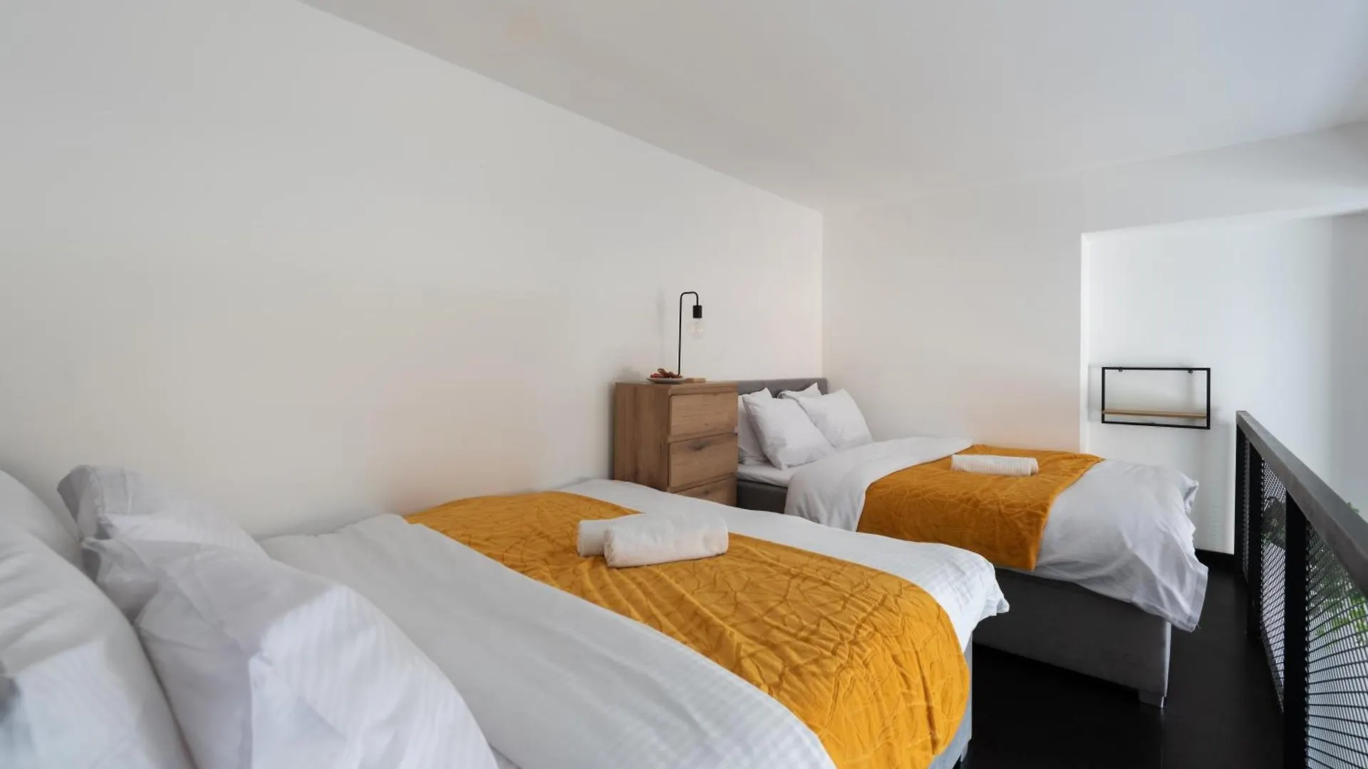 Modern Loft-Apartments In 프라하 0*,  체코